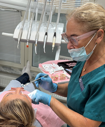 Specialist-440×530 Specialist